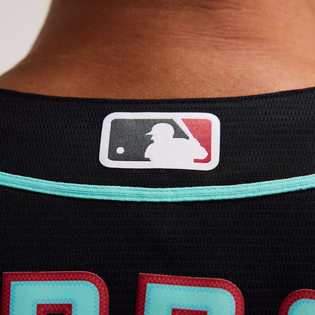 Arizona Diamondbacks Nike Black Replica Baseball Jersey